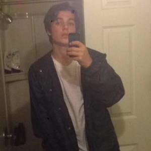 Meet your Posher, Dakota